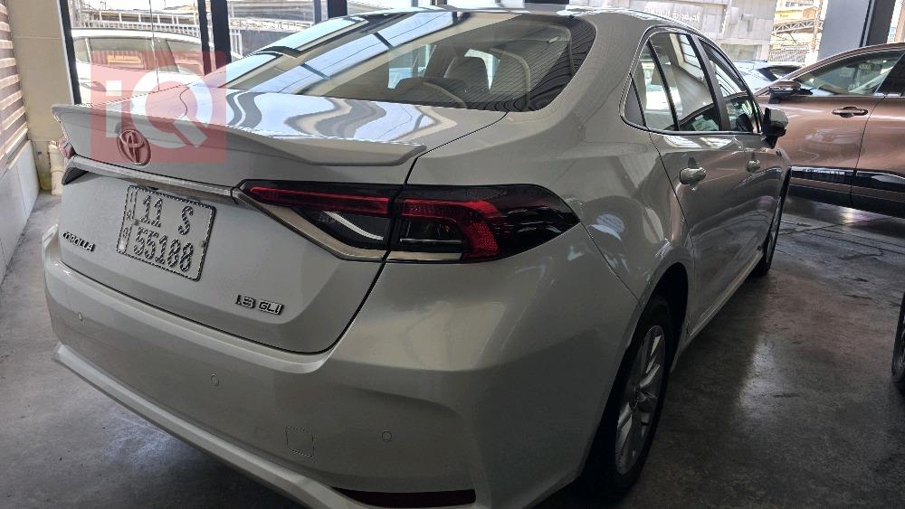 تۆیۆتا کۆرۆلا